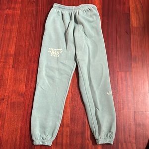 White fox green/teal sweatpants